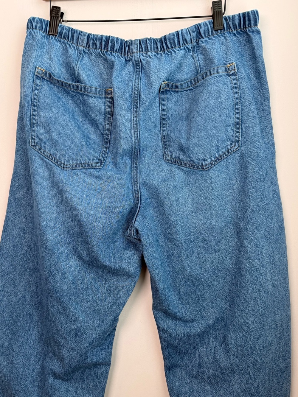 GAP UltraSoft Easy Barrel Jeans, High Rise - Picture 10 of 14